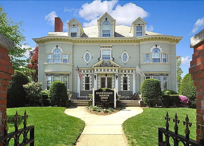 Edgewood Manor Inn Bed And Breakfast